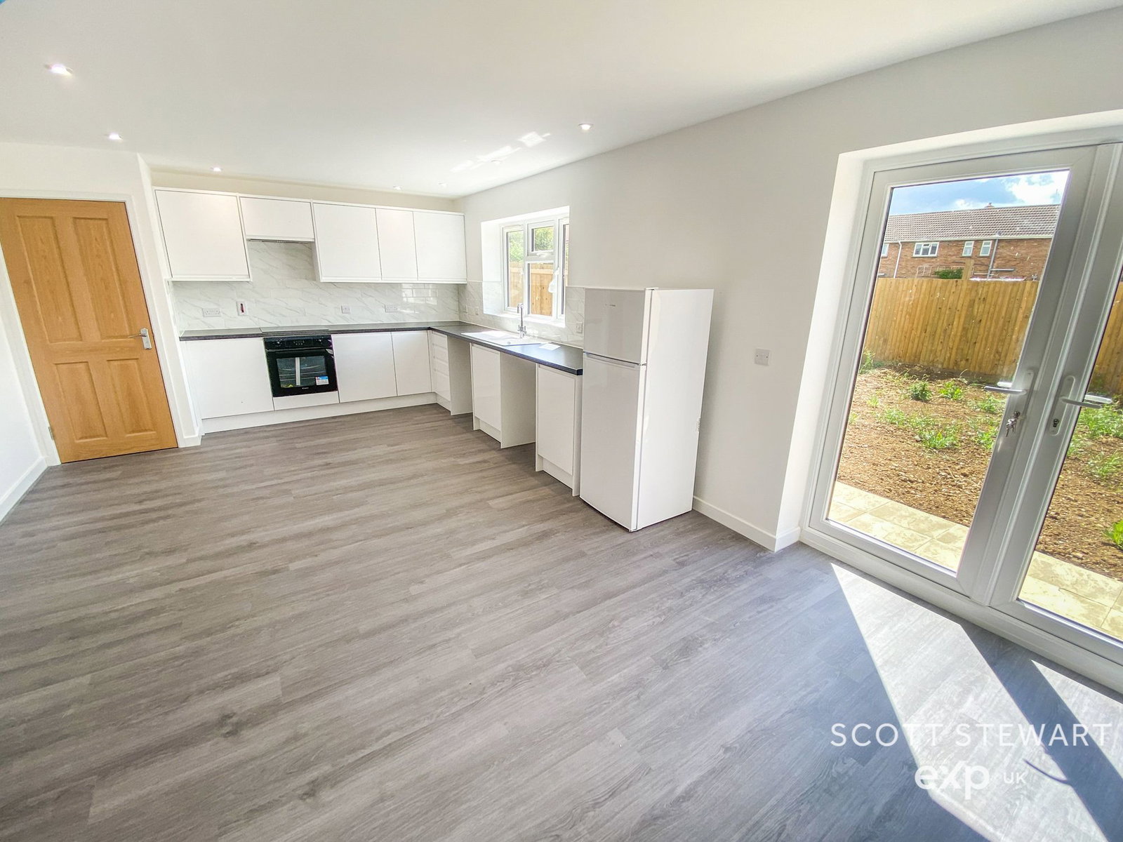 Semi Detached Bungalow in Peterborough 5