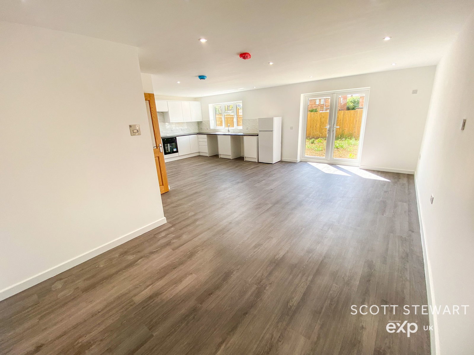 Semi Detached Bungalow in Peterborough 4