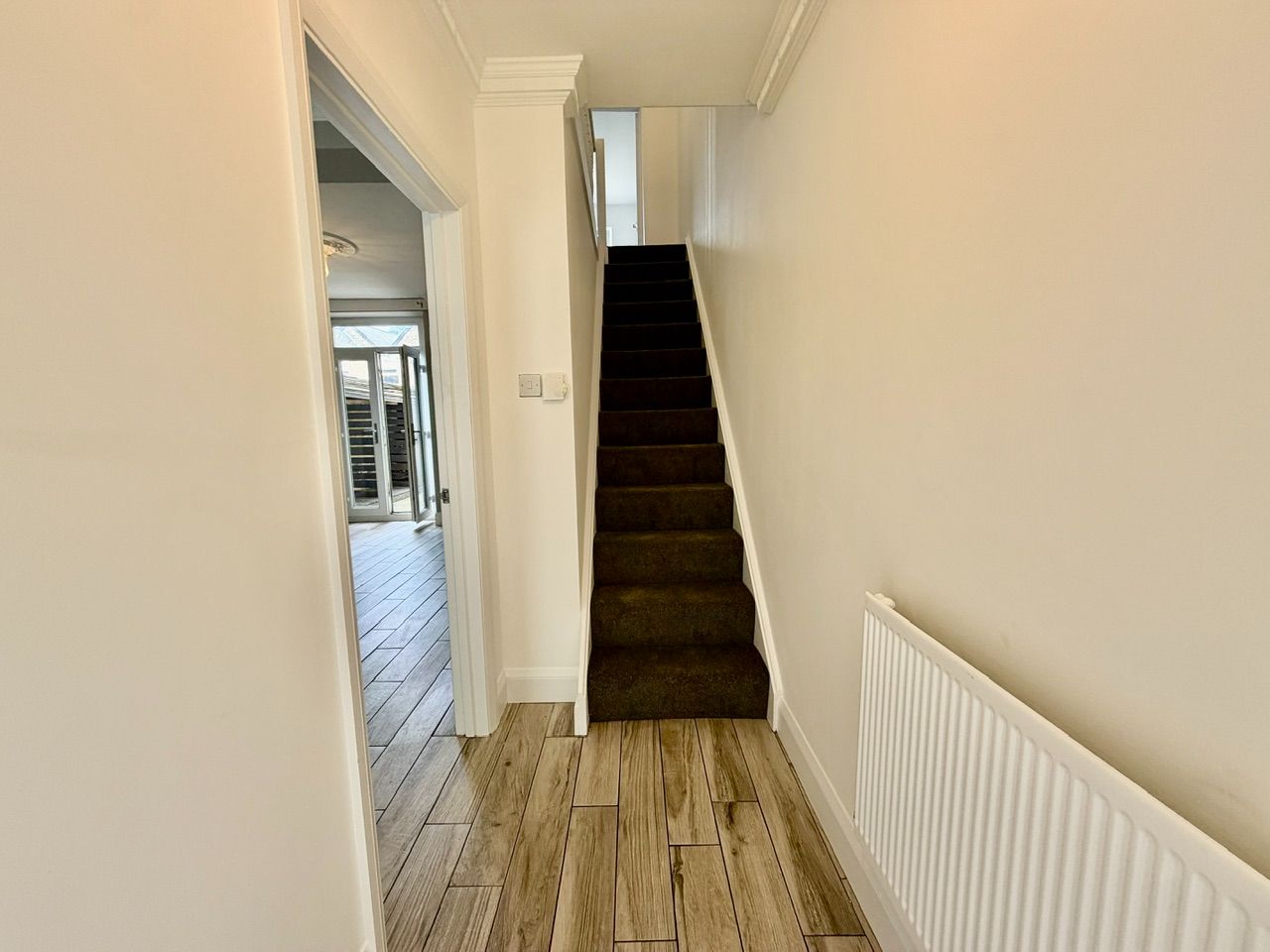 Terraced House for sale in Newport, Western Terrace, Ynysddu, NP11, 1023 m²