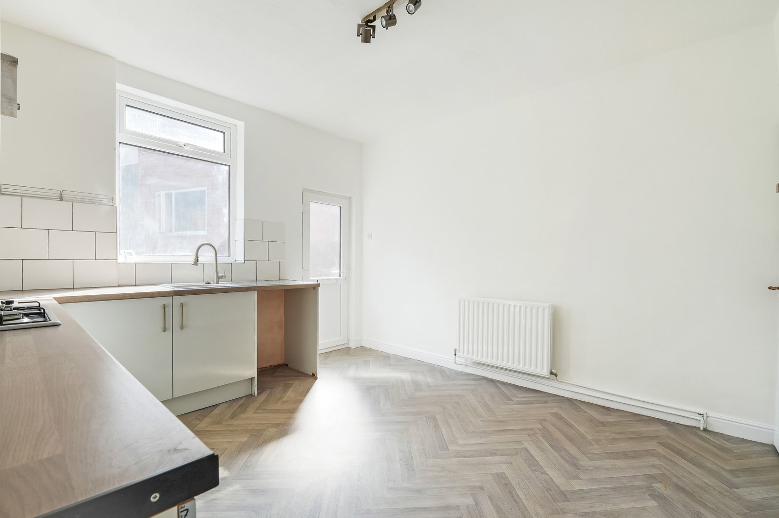 Terraced House in Dronfield