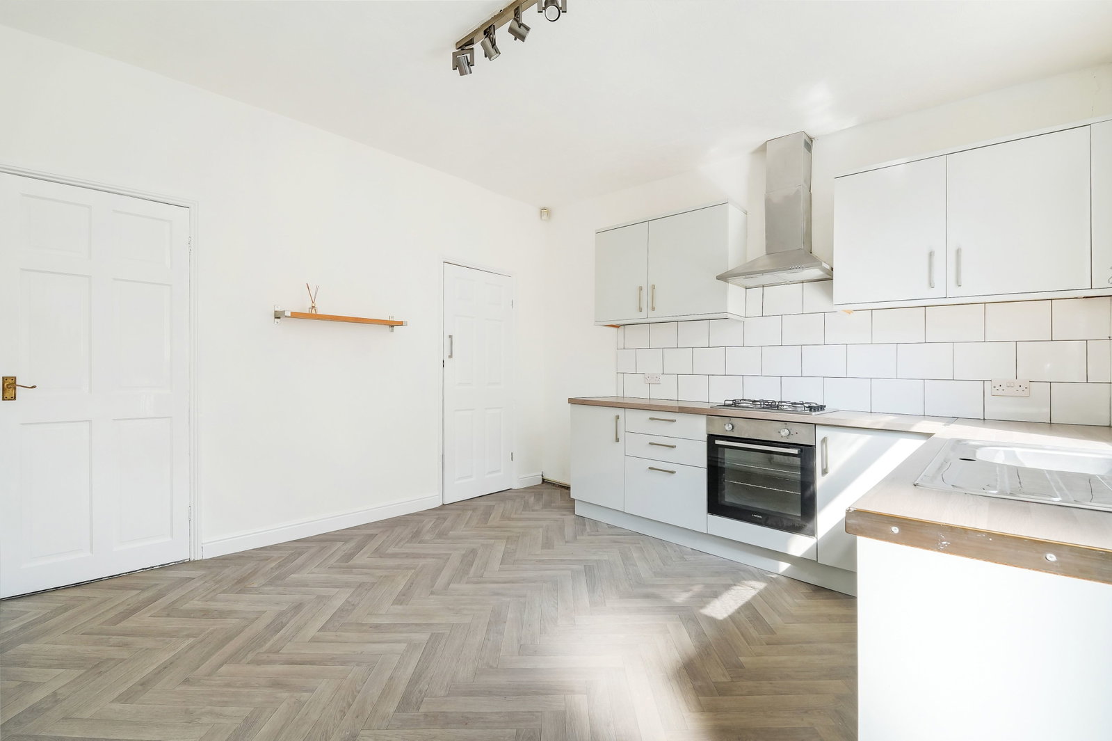 Terraced House in Dronfield