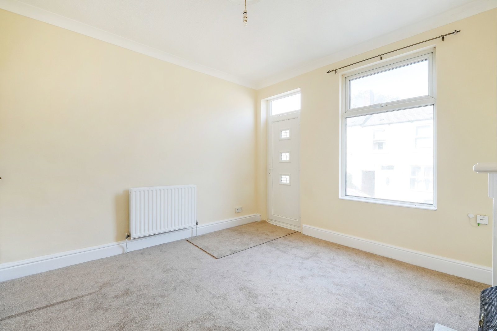 Terraced House in Dronfield