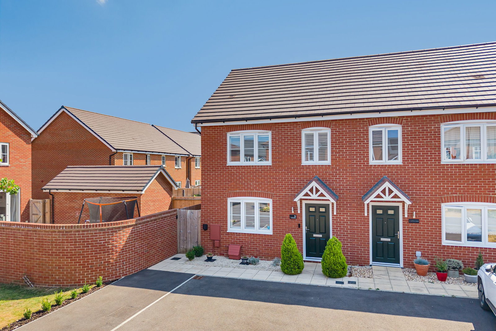 Semi Detached House in Cam