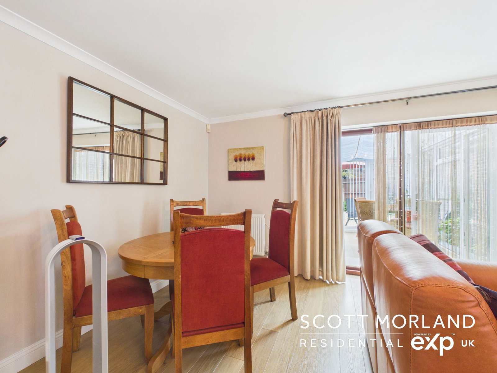 Semi Detached House in Tadley