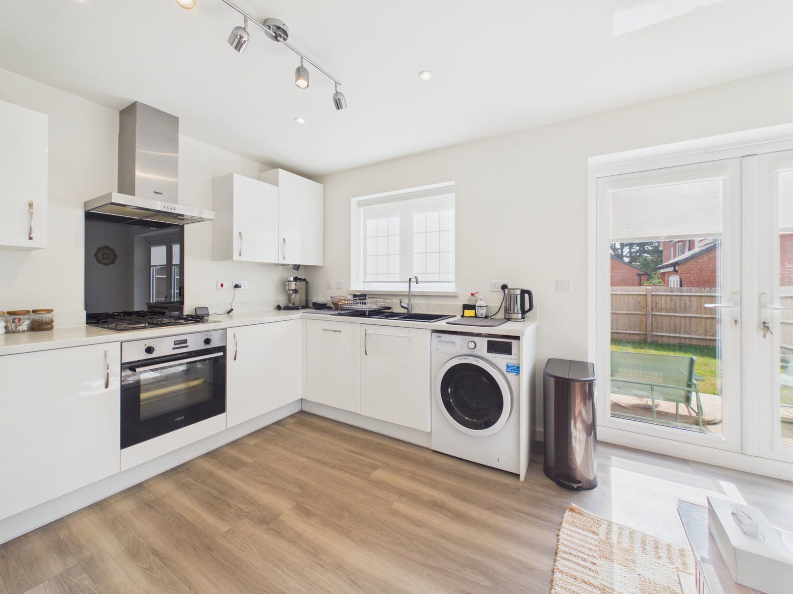 Detached House for sale in Oadby, Weston Rise, Cottage Farm, Oadby, 904 m²