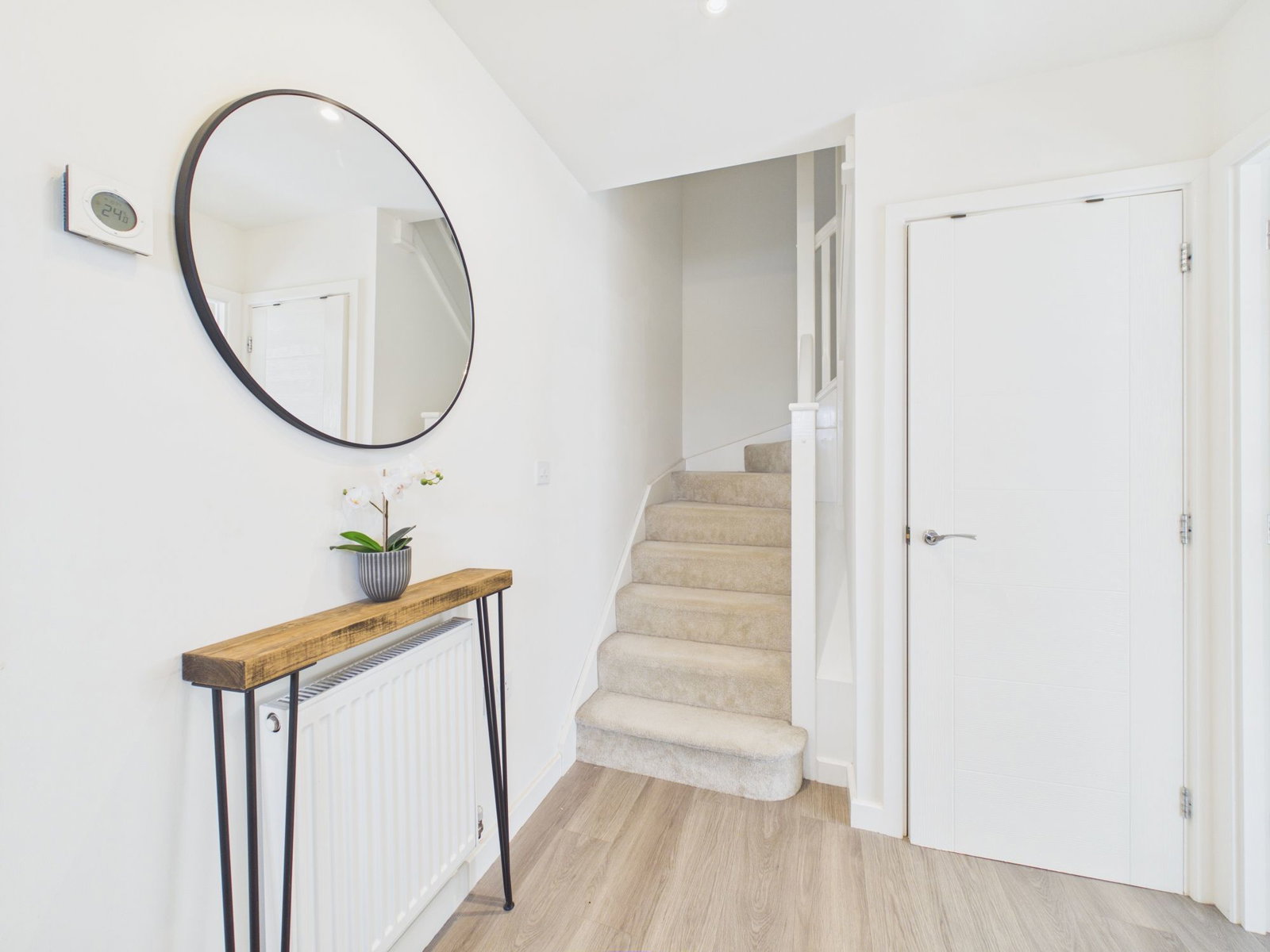 Detached House for sale in Oadby, Weston Rise, Cottage Farm, Oadby, 904 m²