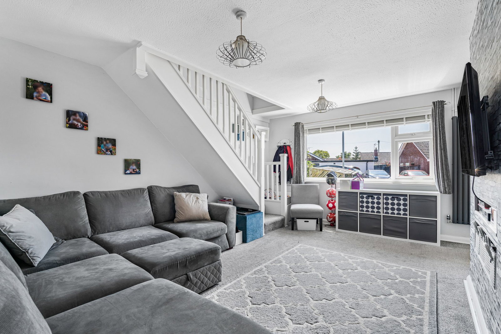 Semi Detached House for sale in Cheltenham, Stanwick Crescent, Wymans Brook, Cheltenham, GL51