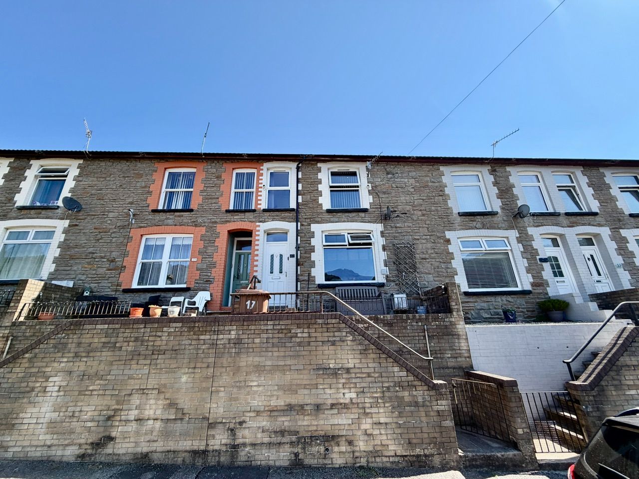 Terraced House for sale in Newport, Arthur Street, Ynysddu, NP11, 883 m²