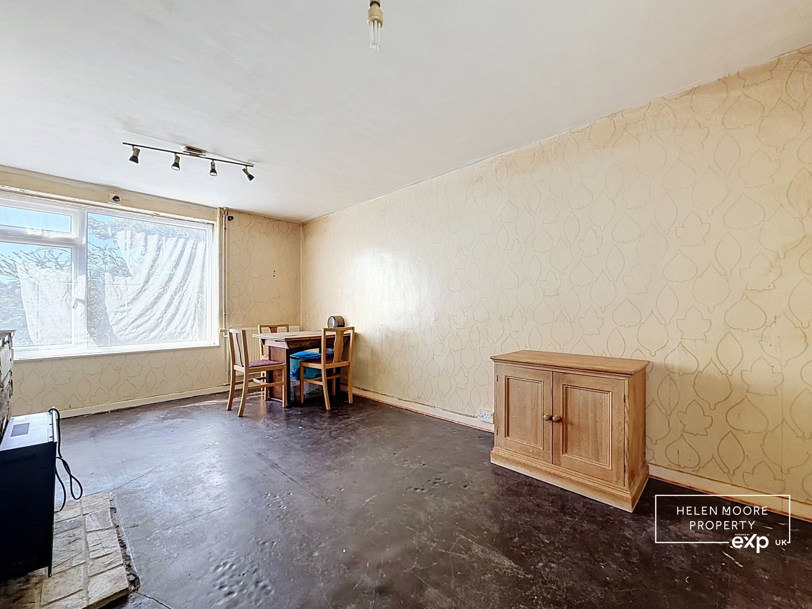 Semi Detached House for sale in Plymouth, Carradale Road, Eggbuckland, Plymouth
