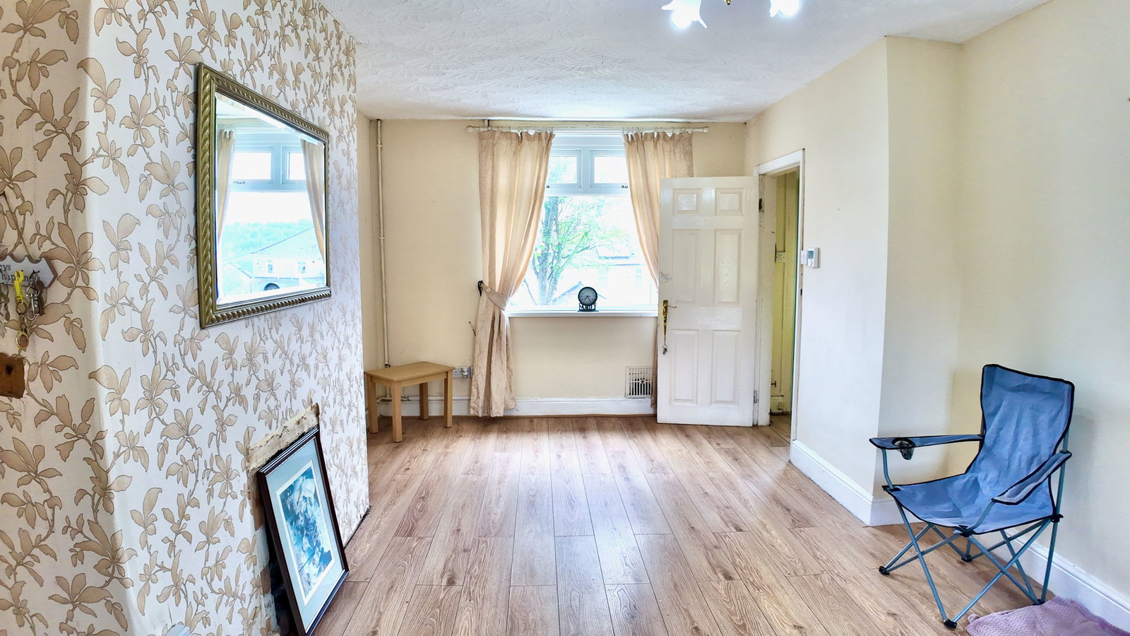 Terraced House in Blackwood 3