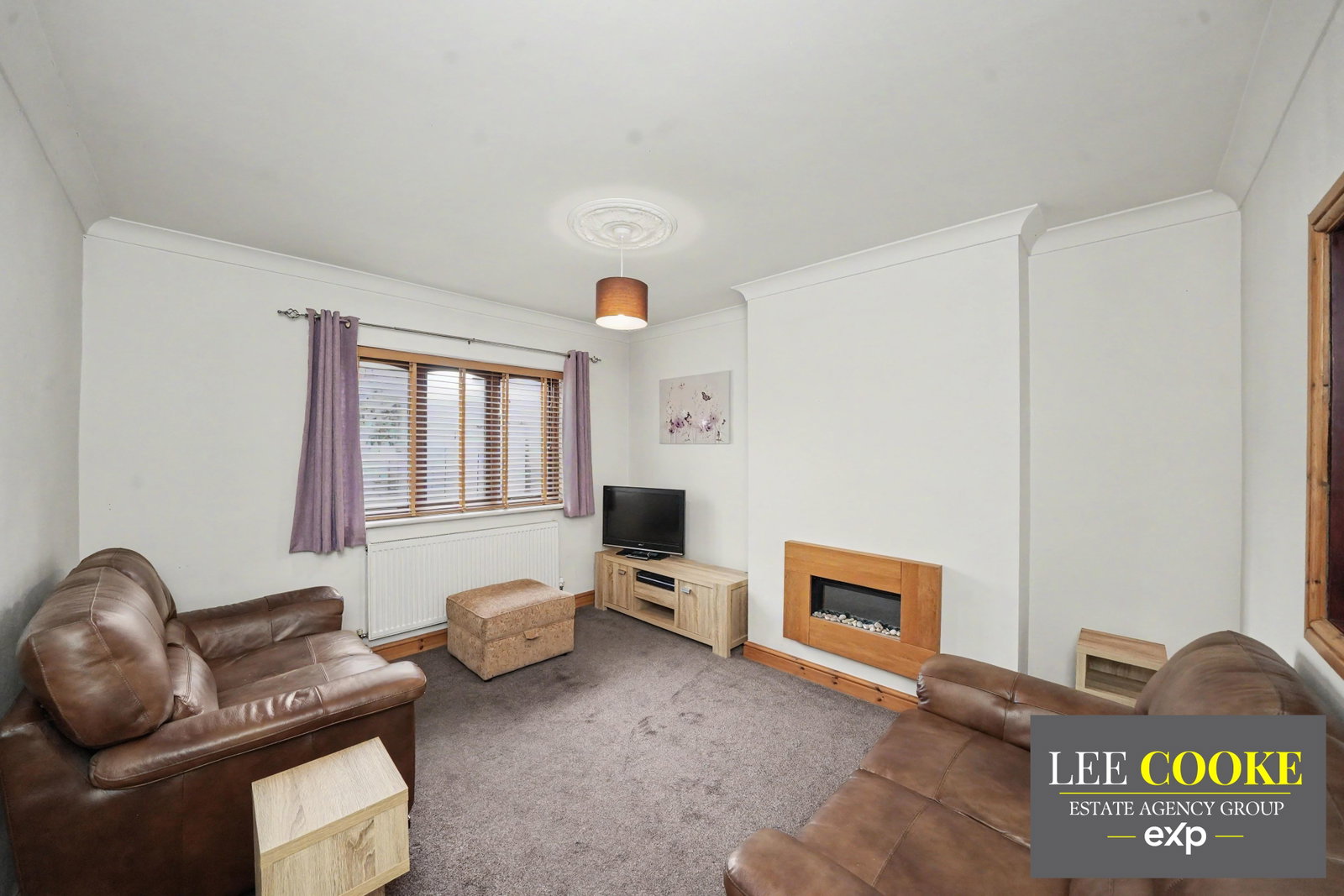 Semi Detached House for sale in Wolverhampton, Wynn Road, Penn, Wolverhampton, WV4 4AL