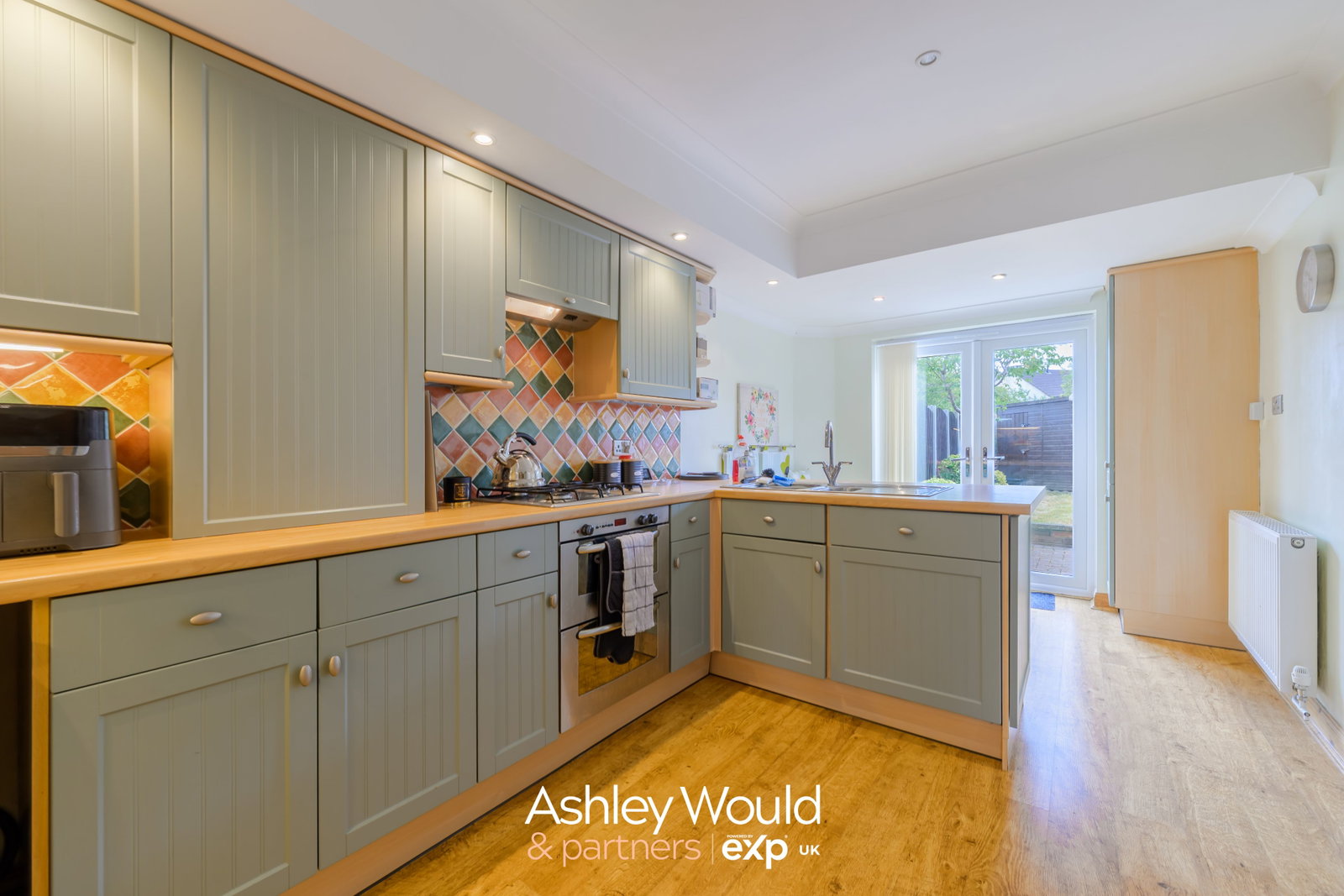 Terraced House for sale in Birmingham, Wood Lane, Woodgate, Birmingham, B32 4AG