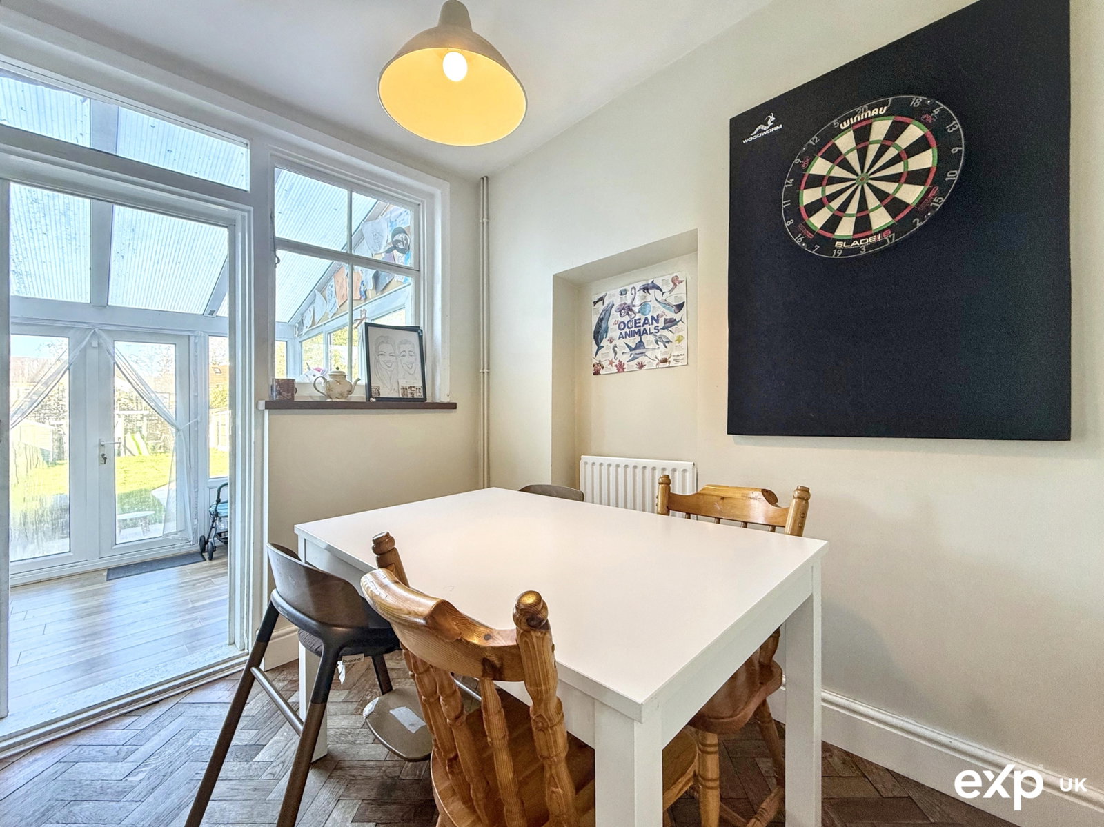 Semi Detached House for sale in Milton Keynes, Clifford Avenue, Bletchley, Milton Keynes, MK2, 878 m²