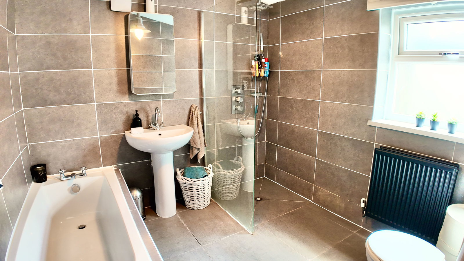 Detached House in Tredegar 5