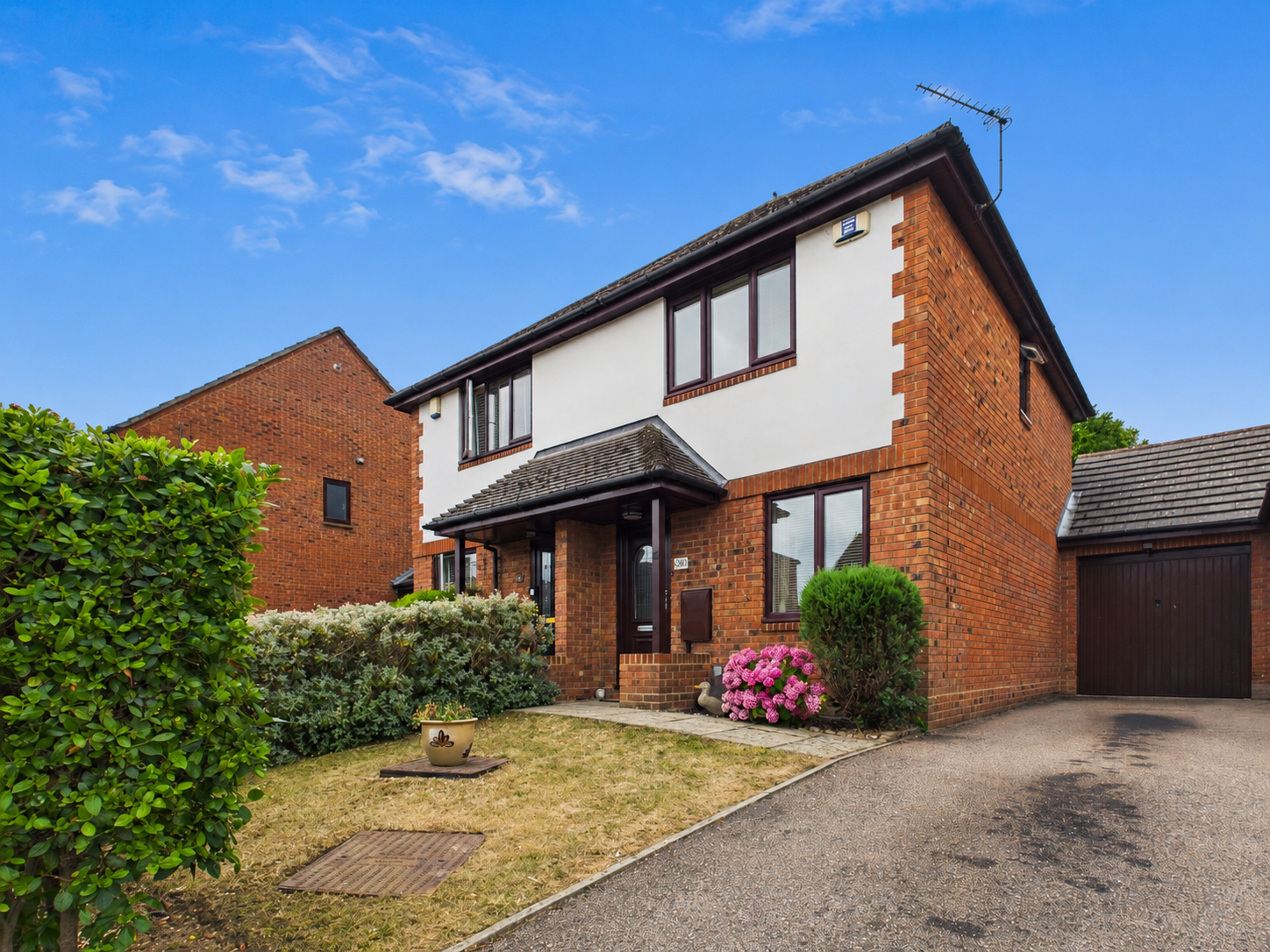 Semi Detached House in Rochester