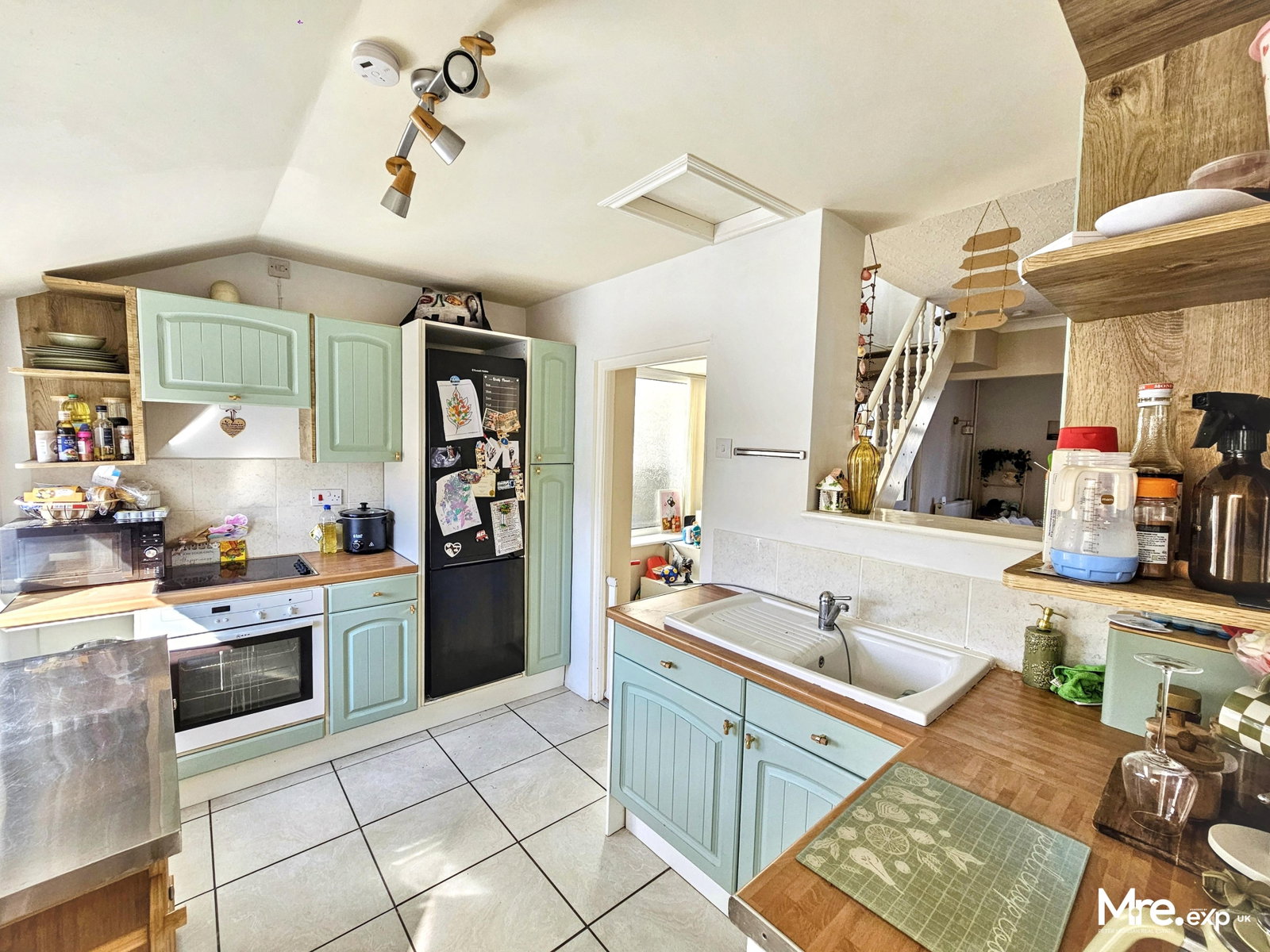 Semi Detached House in Neath 5