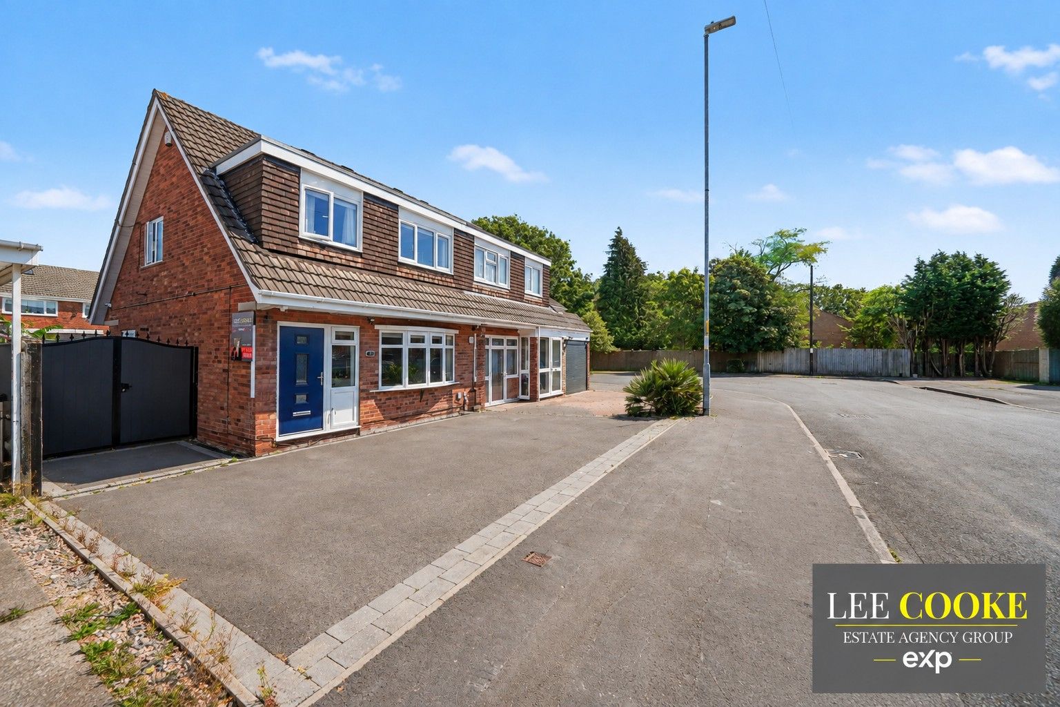 Semi Detached House in Willenhall
