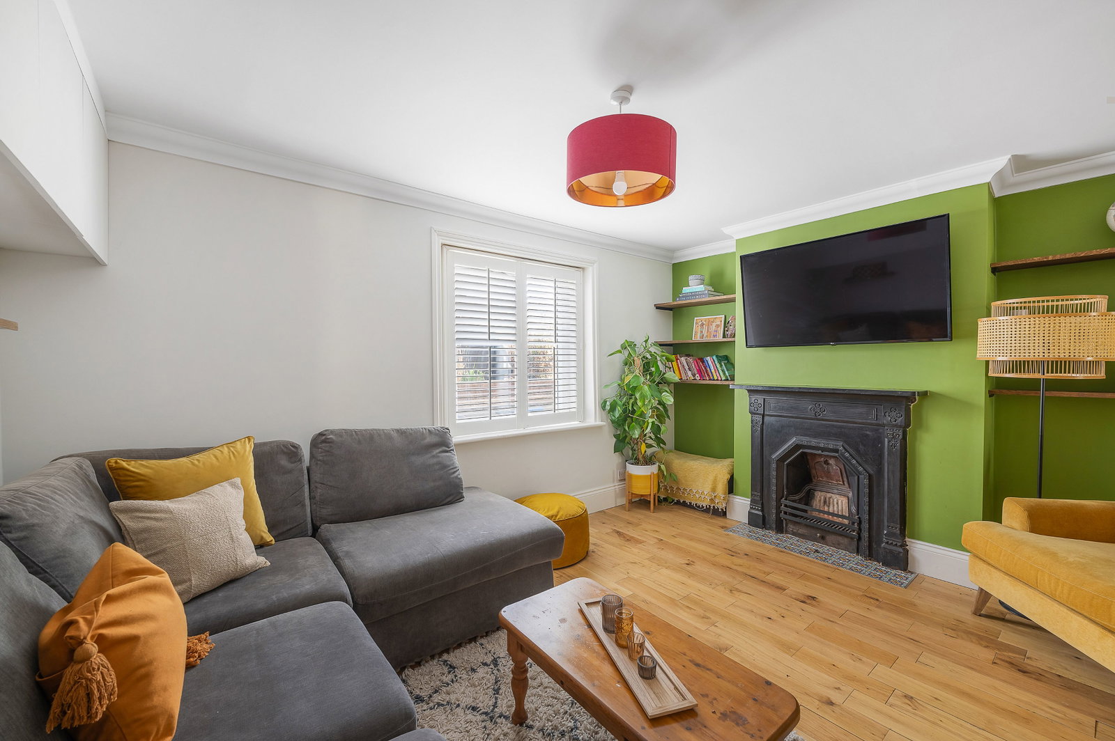 Terraced House for sale in London, Rutland Walk, London, SE6, 1105 m²