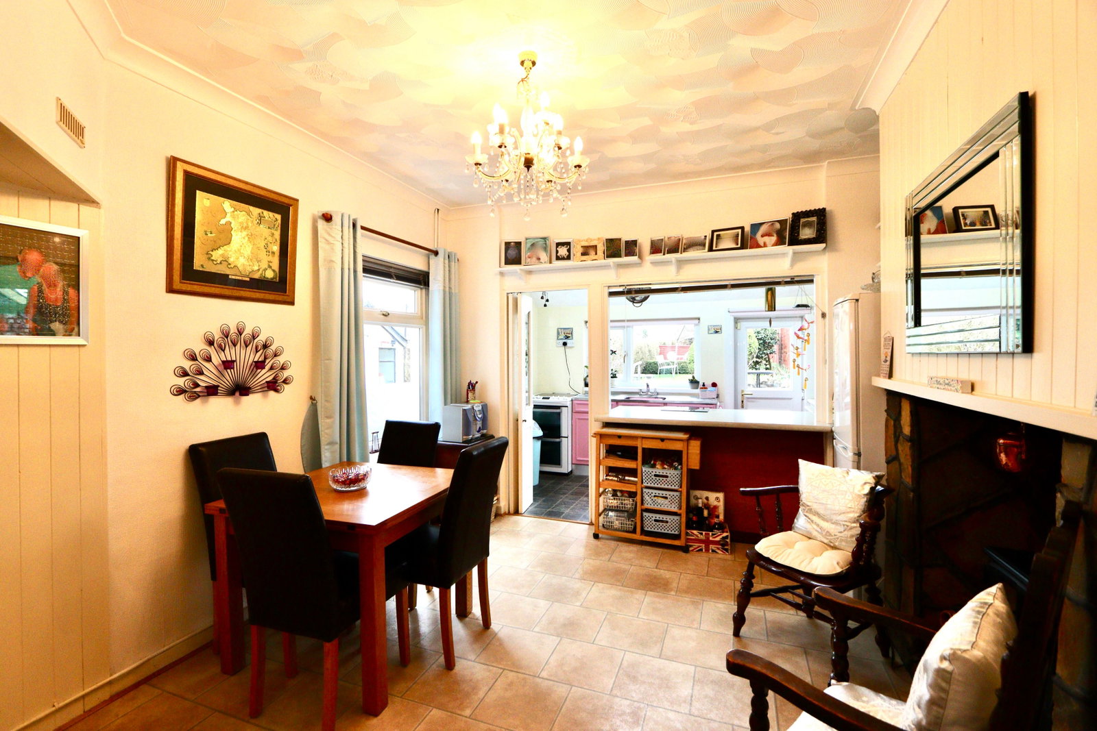 Terraced House in Blackwood 3