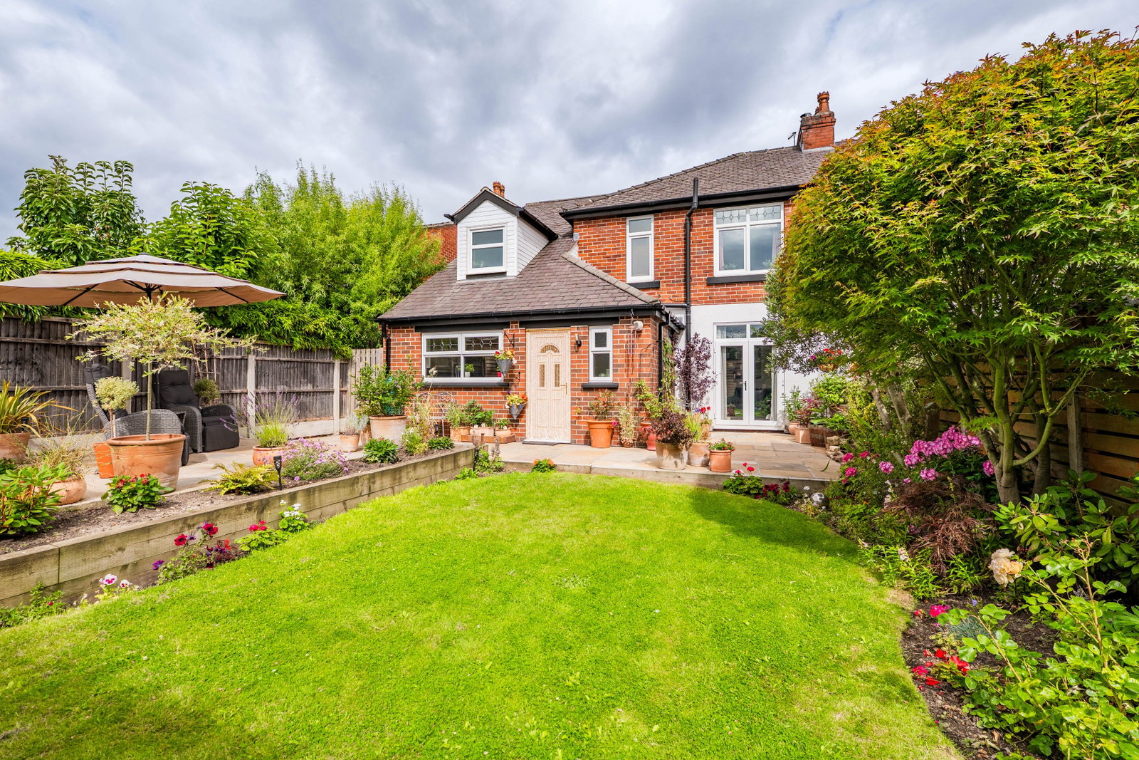 Semi Detached House in Barnsley