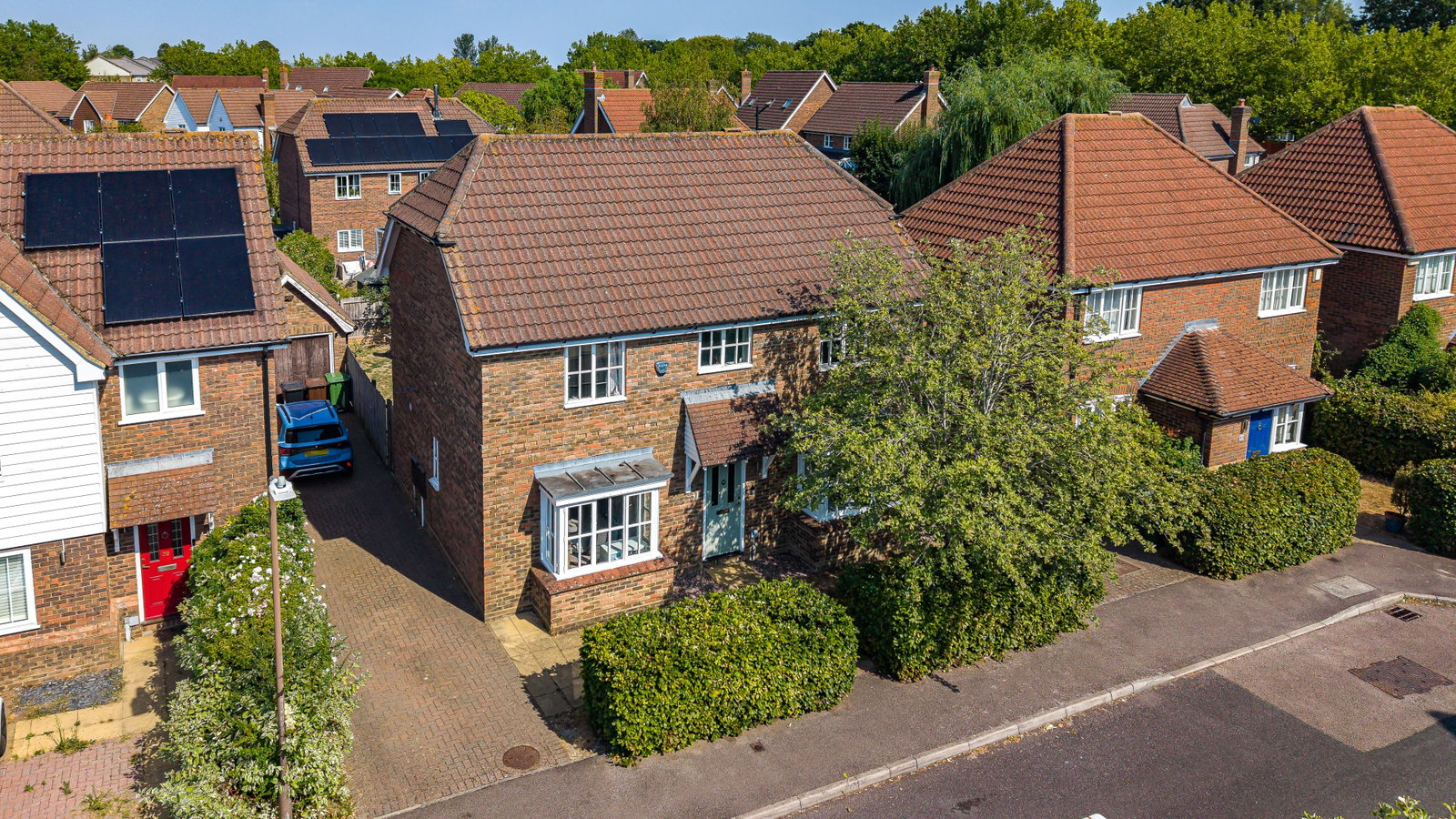 Detached House for sale in Tonbridge, Buttercup Close, Paddock Wood, Tonbridge, TN12 6BG, 1459 m²