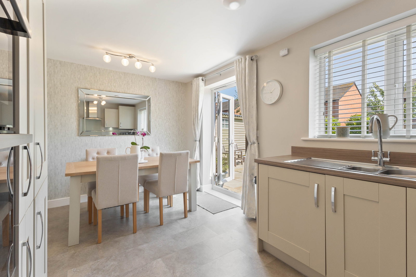 Semi Detached House in Pontefract