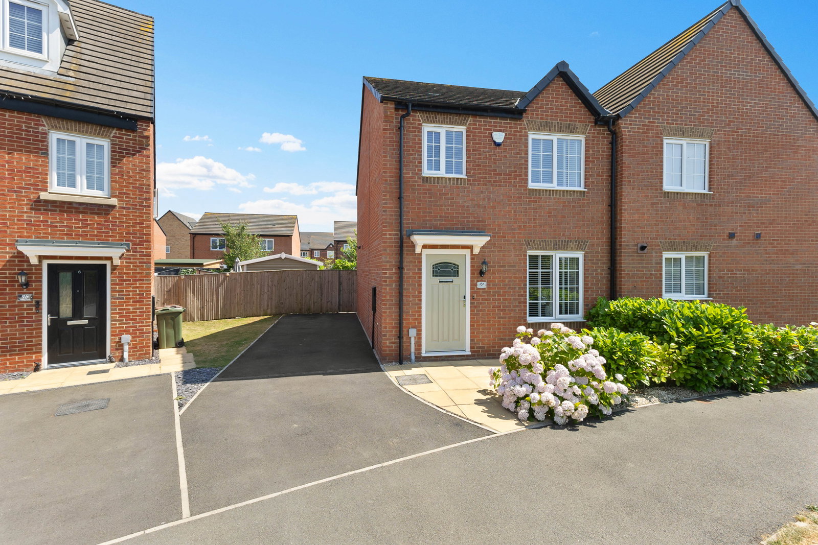 Semi Detached House in Pontefract