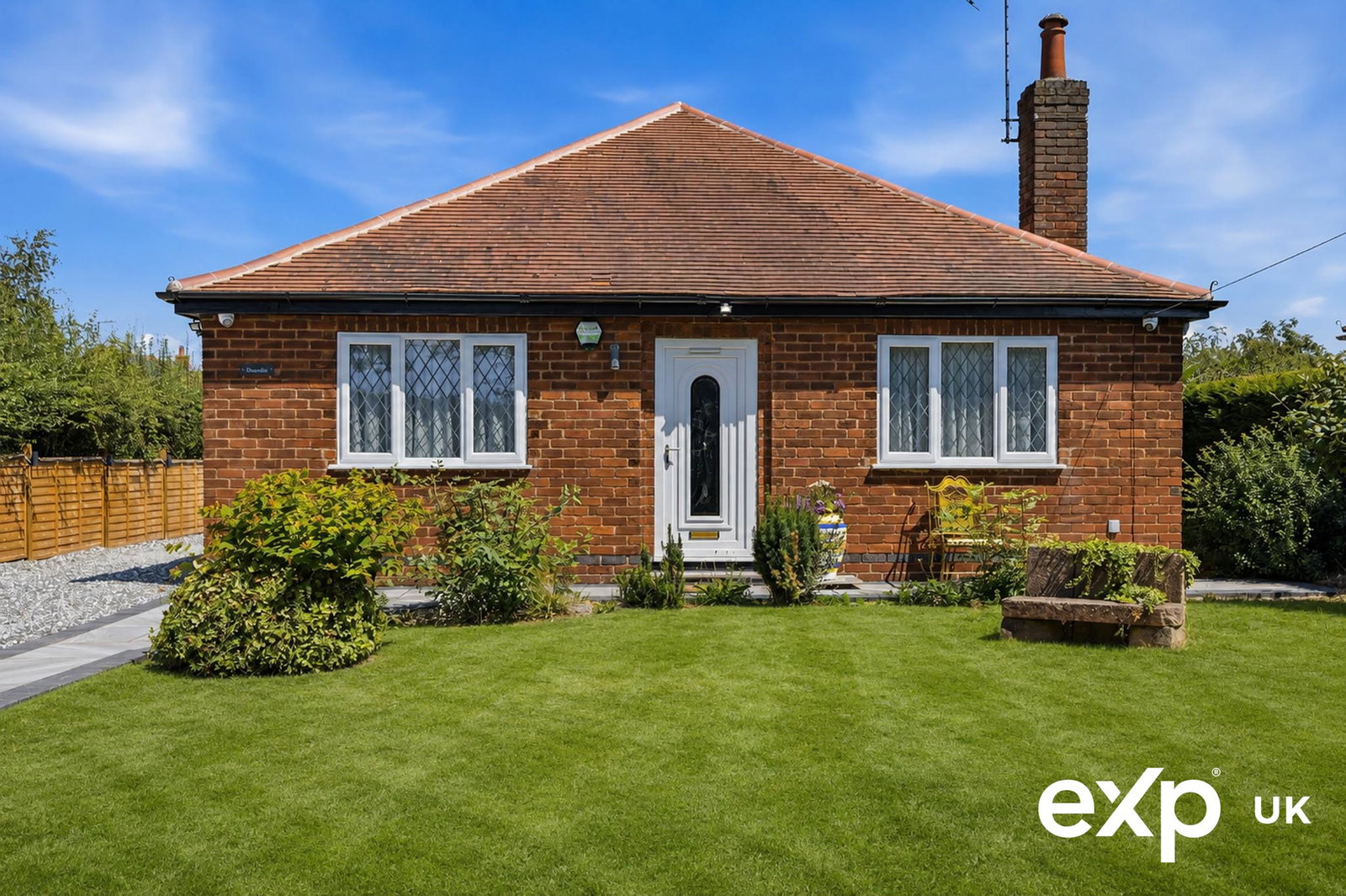 Bungalow in Newark