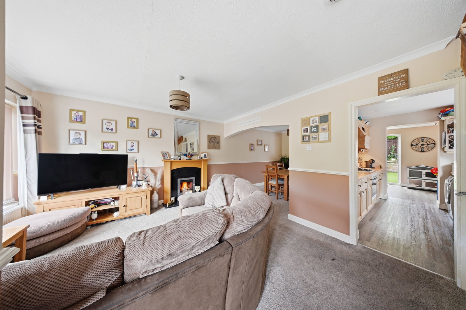 Semi Detached House in Burnley 3