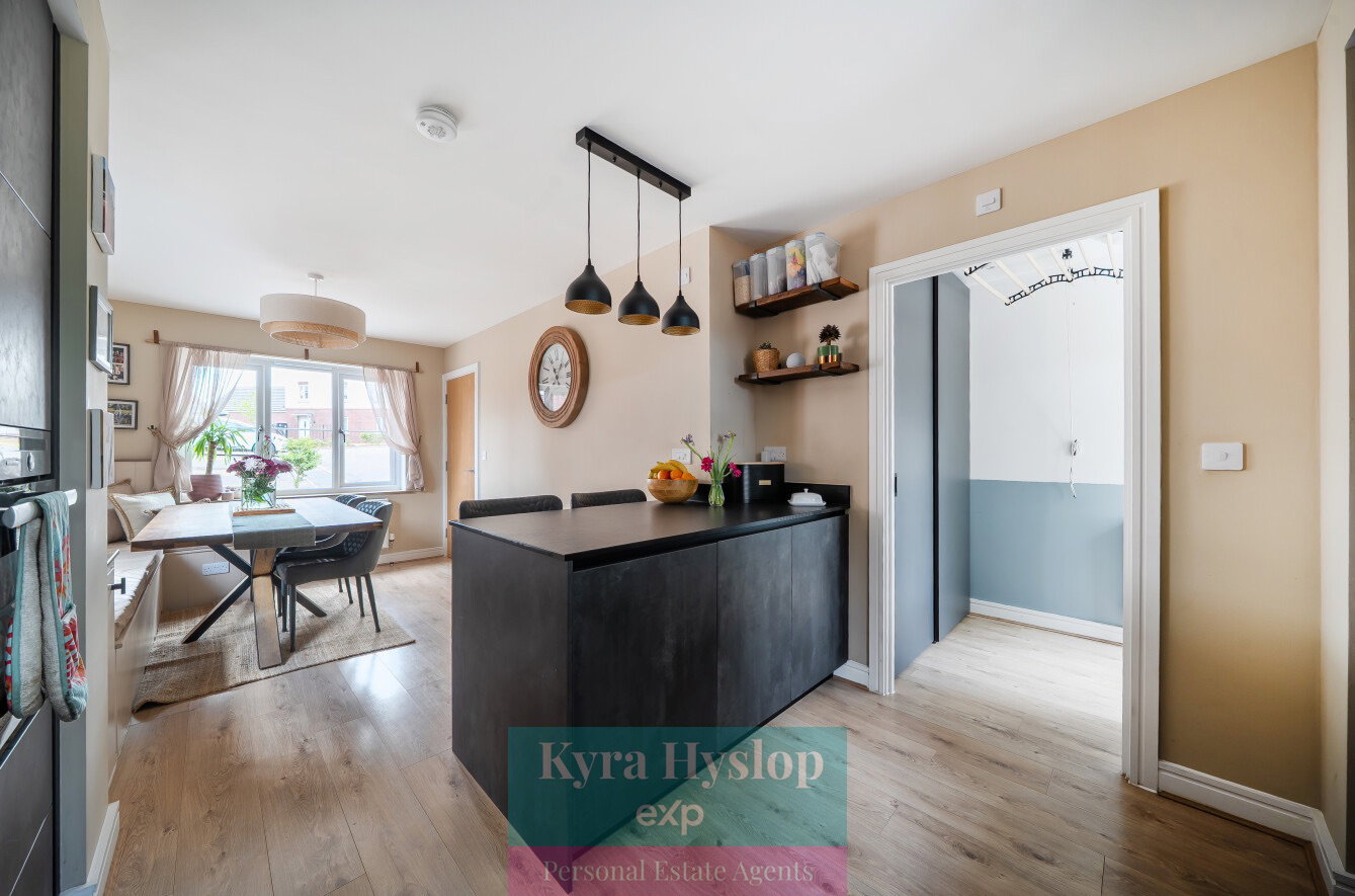 Detached House for sale in Exeter, Jordan Drive, Tithebarn, Exeter, EX1 3FQ, 140 m²