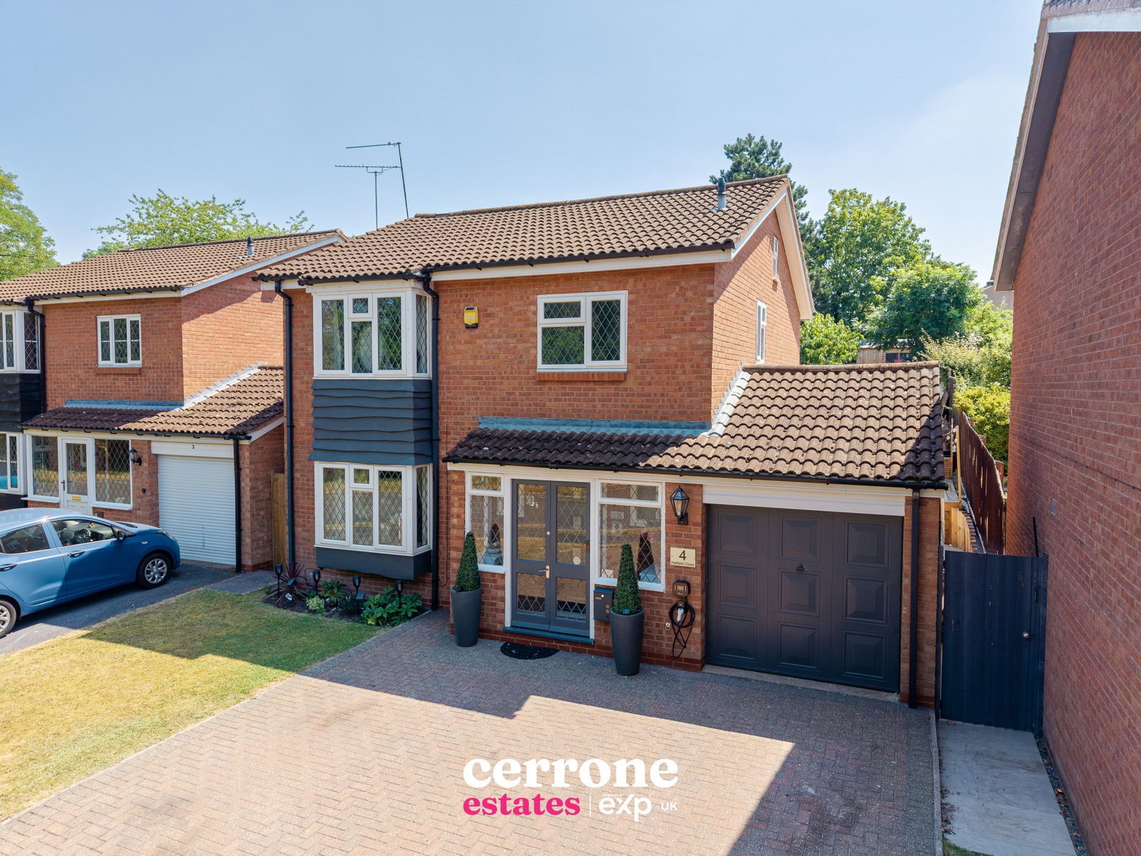 Detached House in Redditch