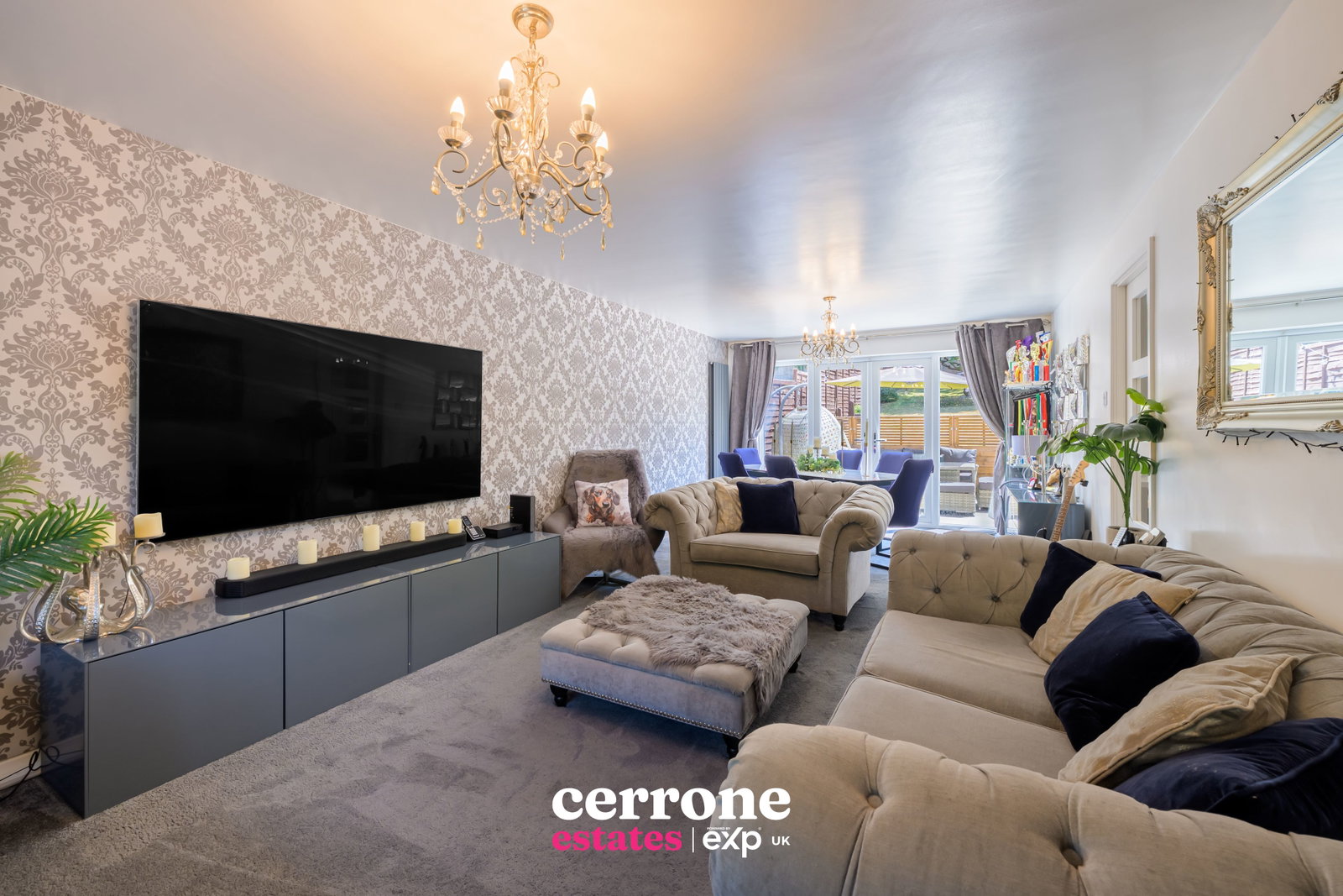 Detached House in Redditch