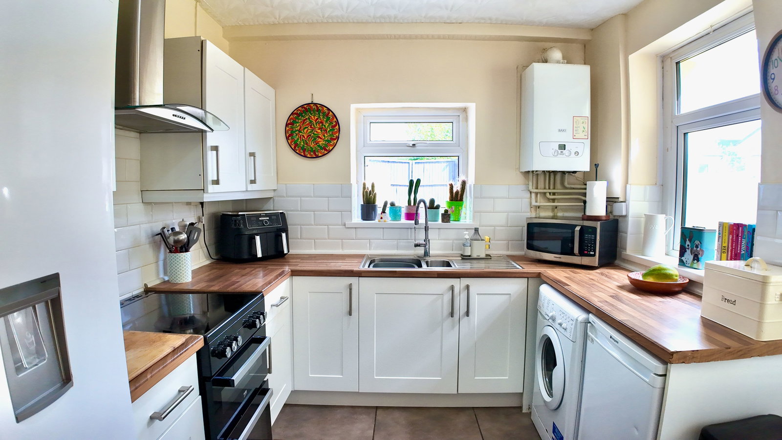 Terraced House in Blackwood 3