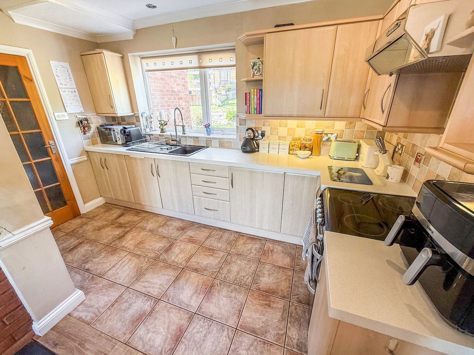 Semi Detached House in Llanymynech