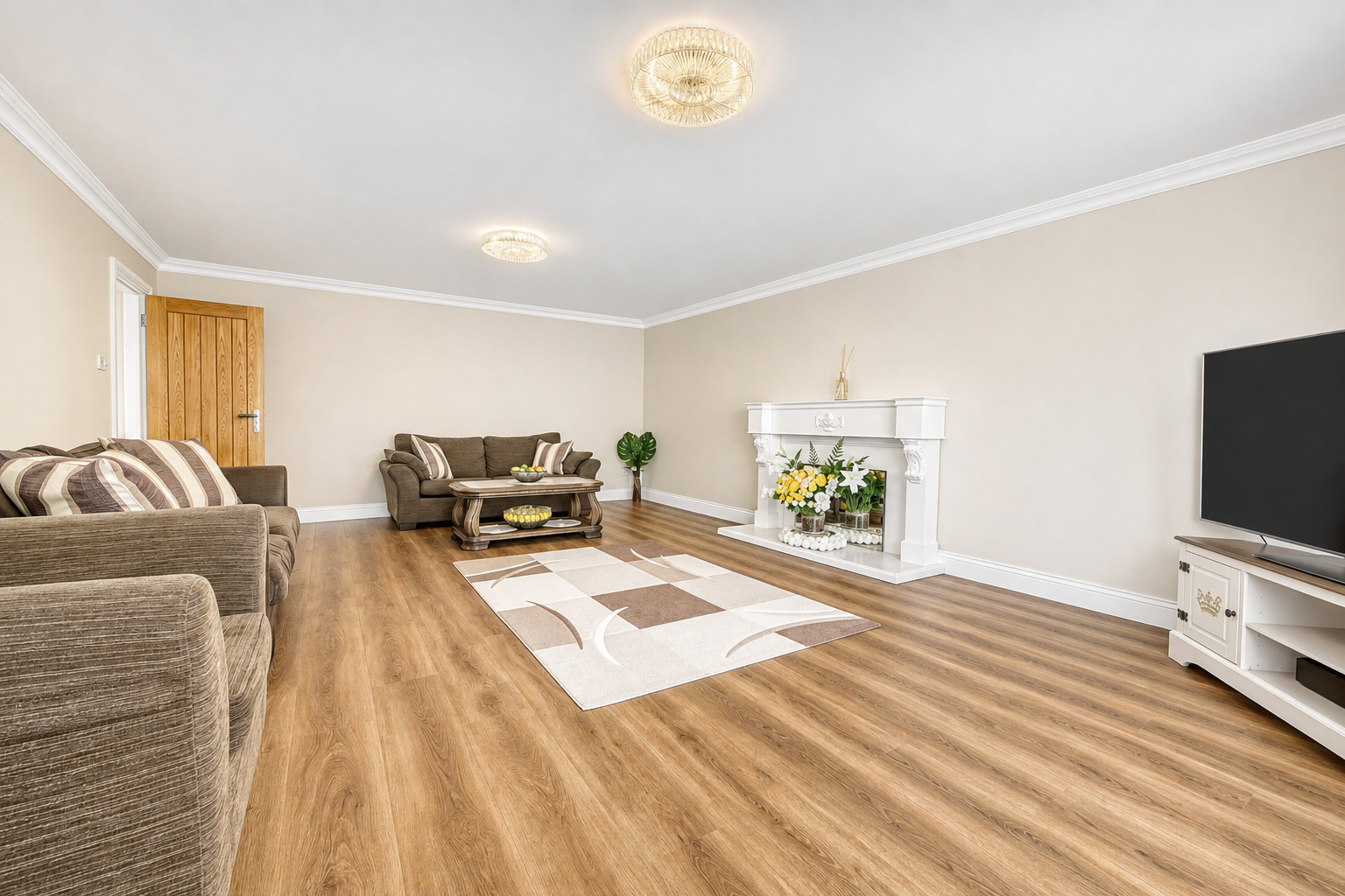 Detached House for sale in Orpington, Repton Road, Orpington, BR6 9HT