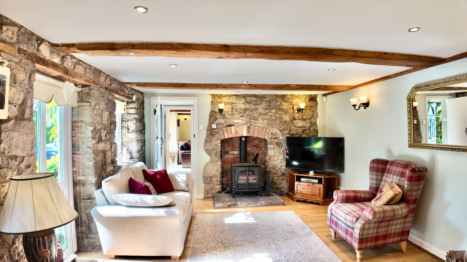 Cottage in Cwmbran 3