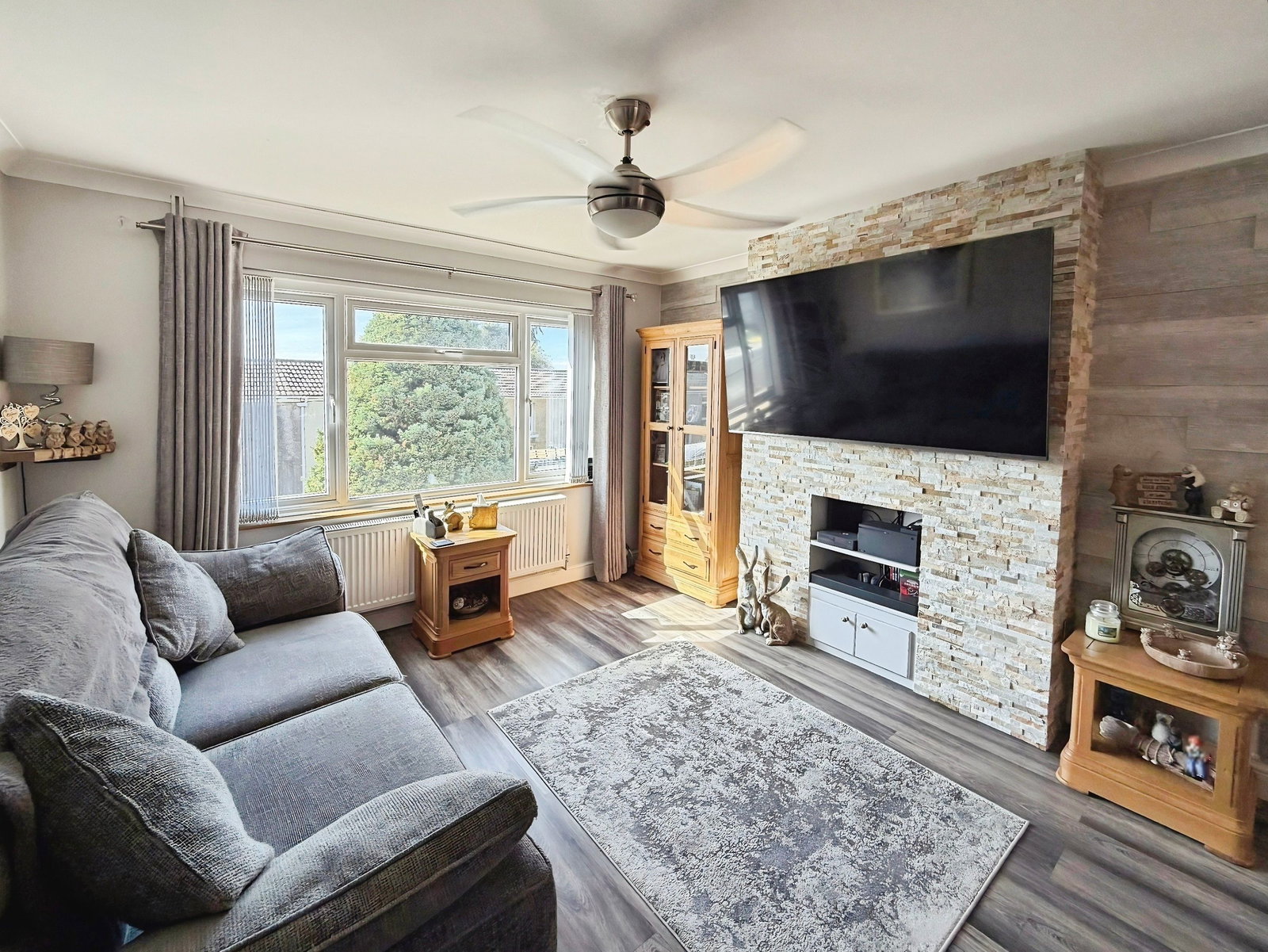 Semi Detached House in Swansea 2