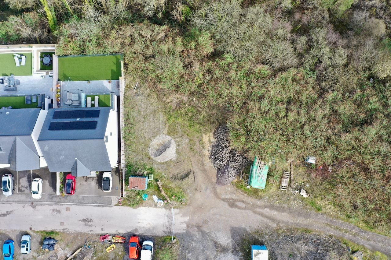 Land for sale in Blackwood, The Glade, Blackwood, NP12