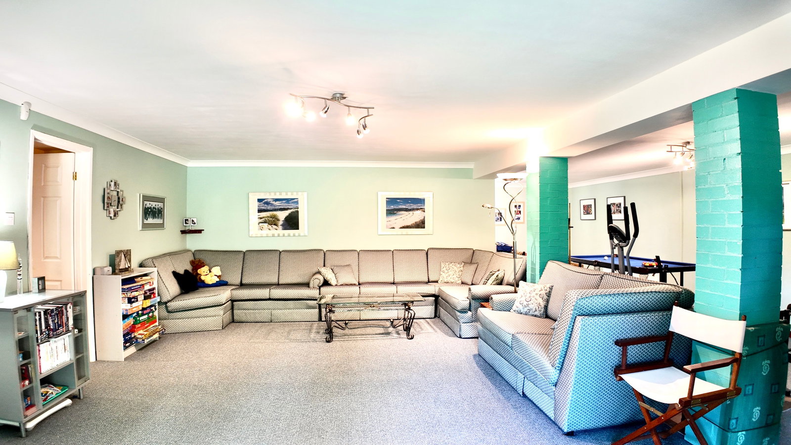 Detached House in Blackwood 5