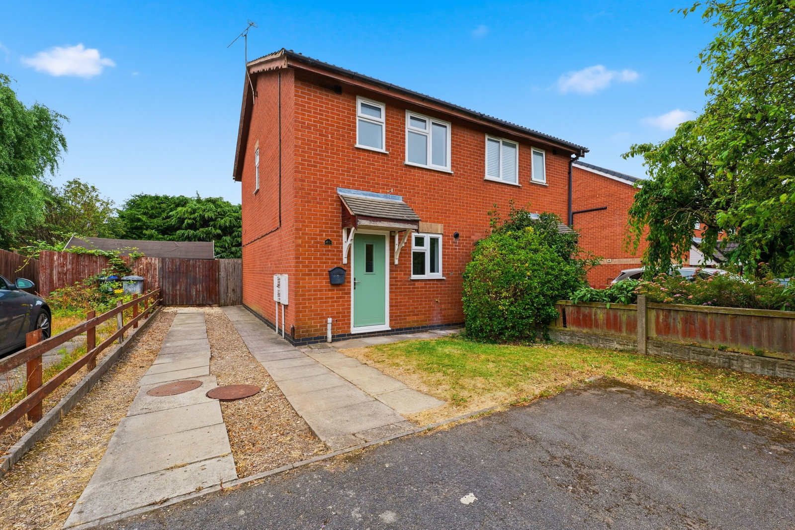 Semi Detached House in Sutton-in-ashfield