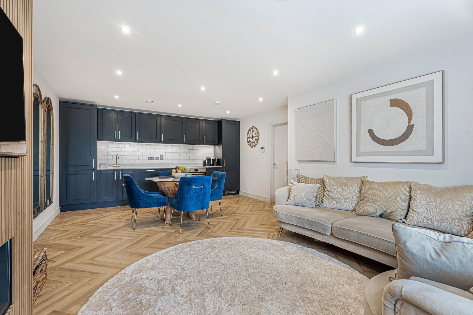 Apartment for sale in Warlingham, Westhall Road, Warlingham, CR6 9HL, 796 m²