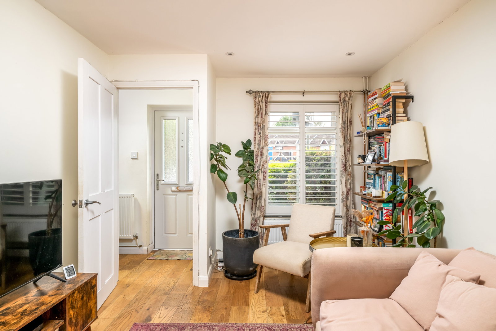 Semi Detached House for sale in Hitchin, Verulam Road, Hitchin, SG5 1QA