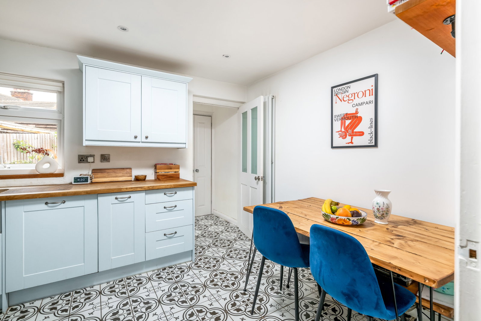 Semi Detached House for sale in Hitchin, Verulam Road, Hitchin, SG5 1QA