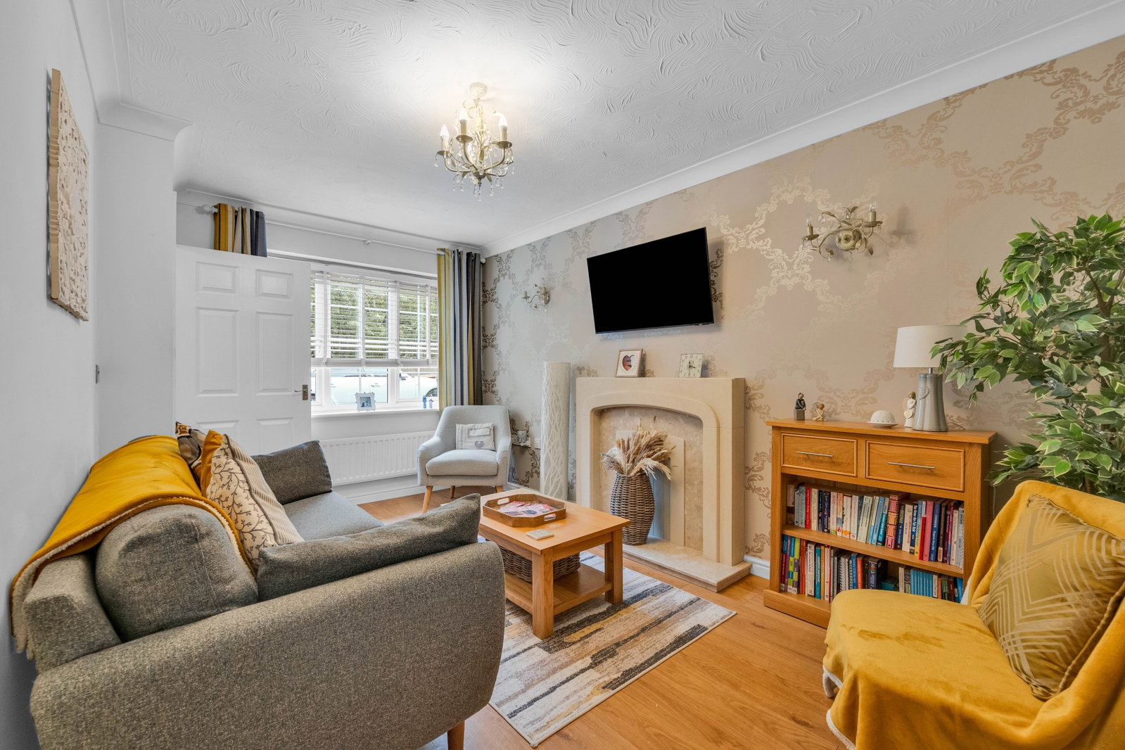 Semi Detached House in Leicester