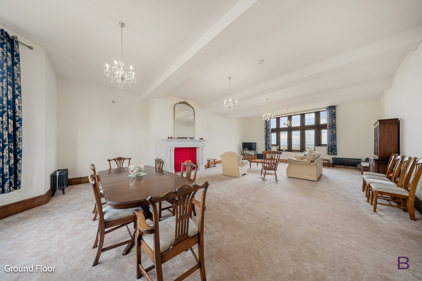 Detached House for sale in Bradford, Mountain Hall Brighouse And Denholme Road, Queensbury, Bradford, BD13, 6889 m²