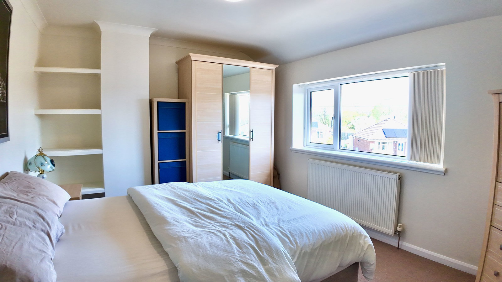 Semi Detached House in Blackwood 4