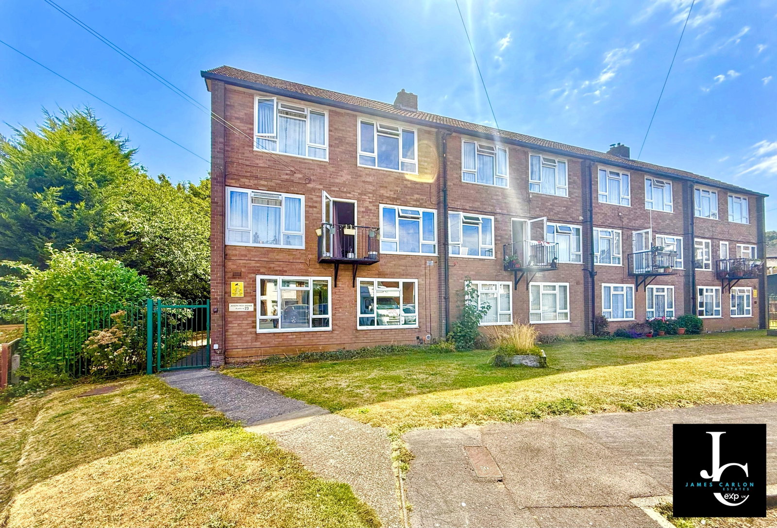 Flat in Telford