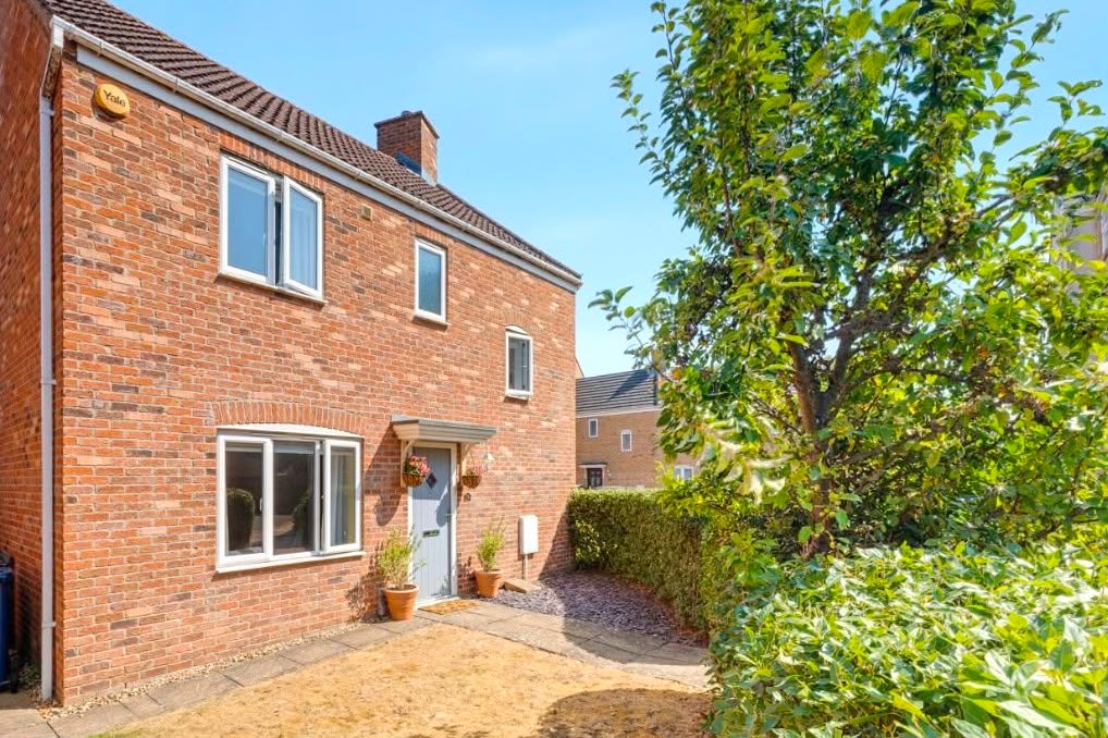 Semi Detached House in Huntingdon