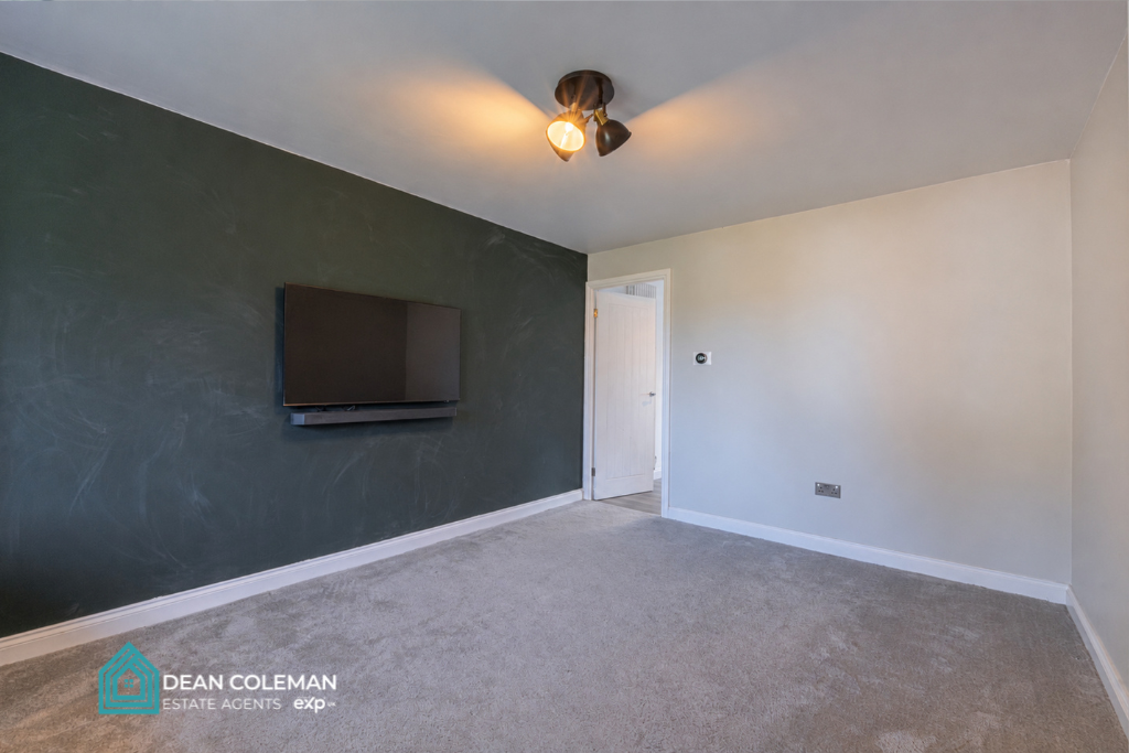 Detached House for sale in Birmingham, Open Field Close, Rea Valley, B31 3XH, 775 m²