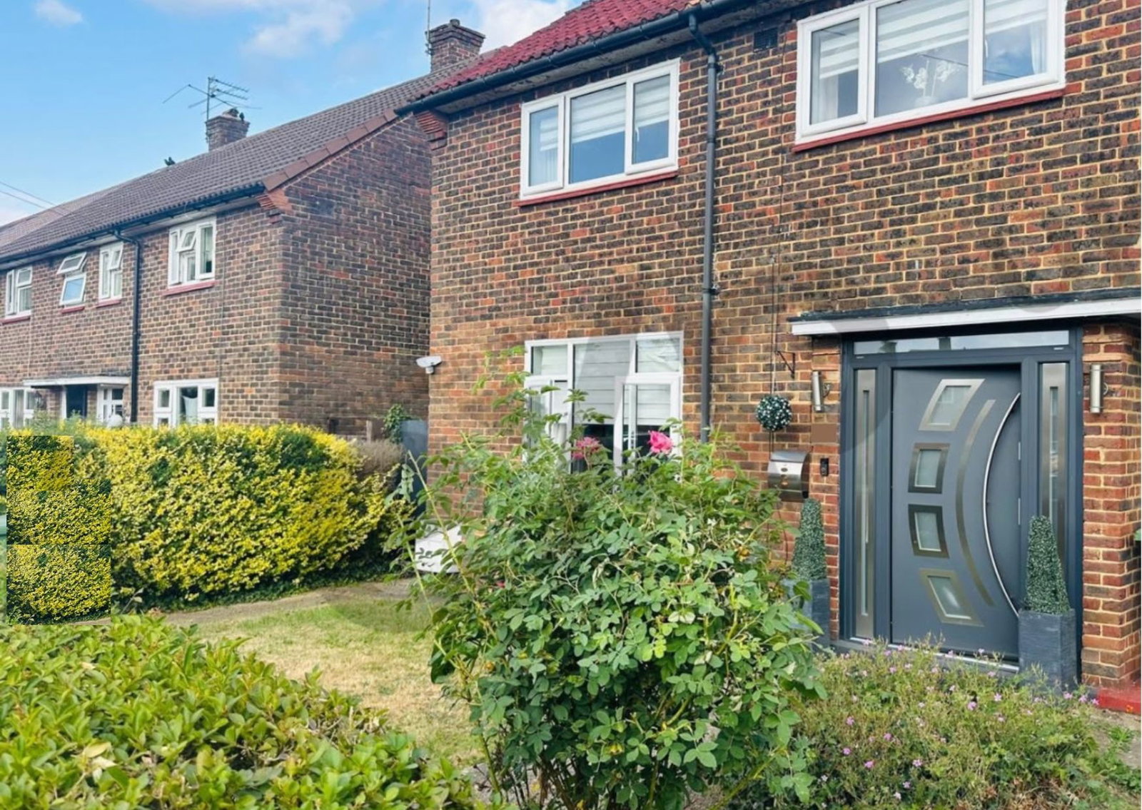 End Of Terrace House in Borehamwood